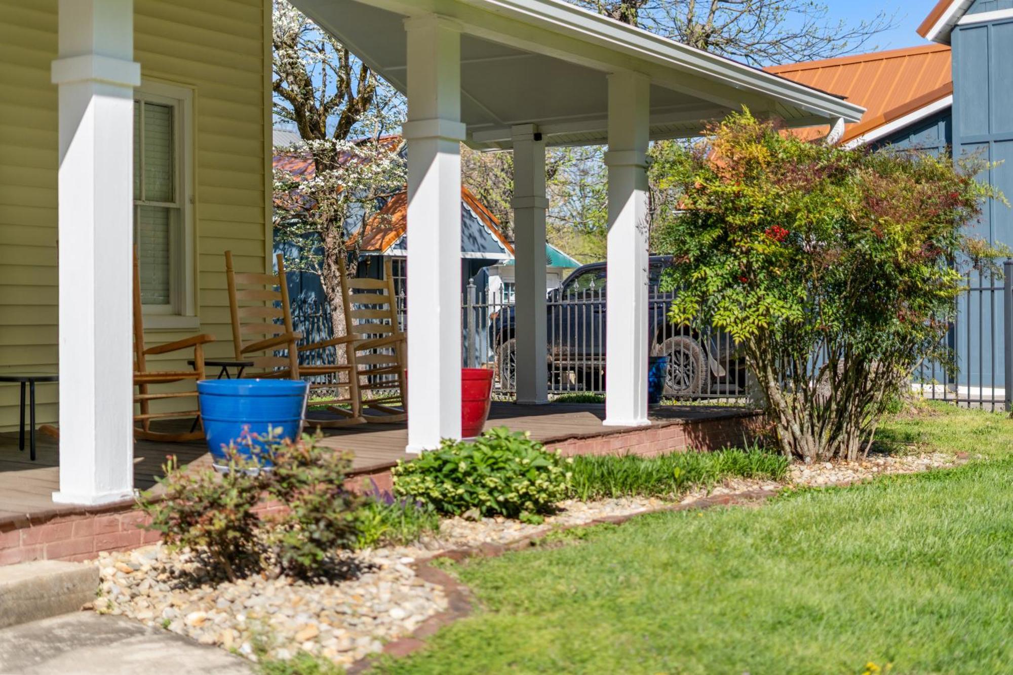 The Tellico Plains Inn And Event Venue Exterior foto